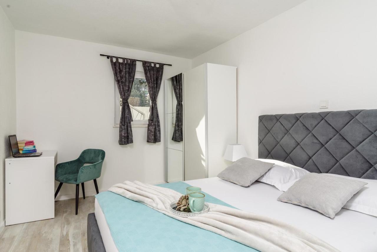 **Stone House ** Trogir Center ** Old Town Apartment Bagian luar foto