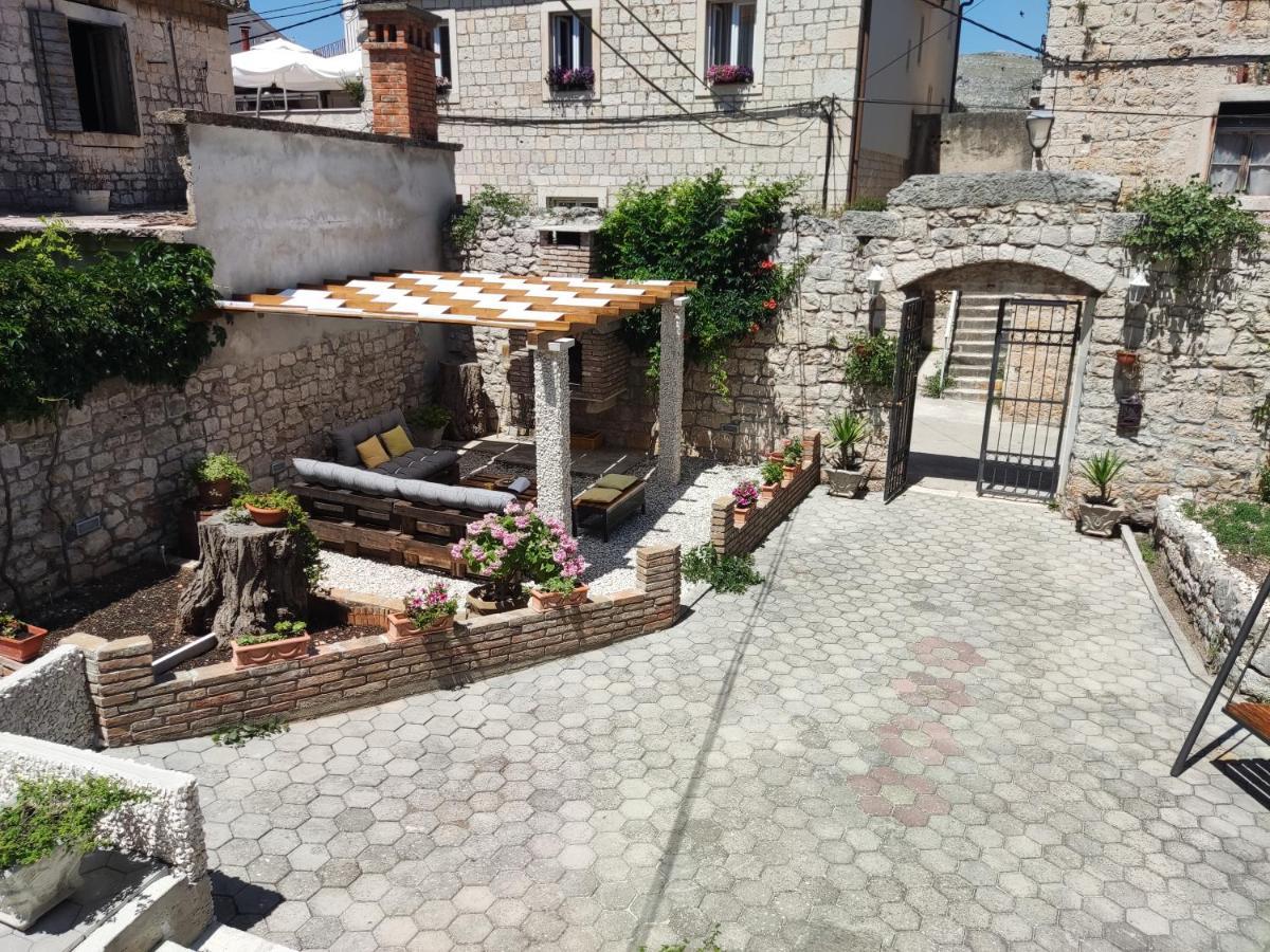 **Stone House ** Trogir Center ** Old Town Apartment Bagian luar foto
