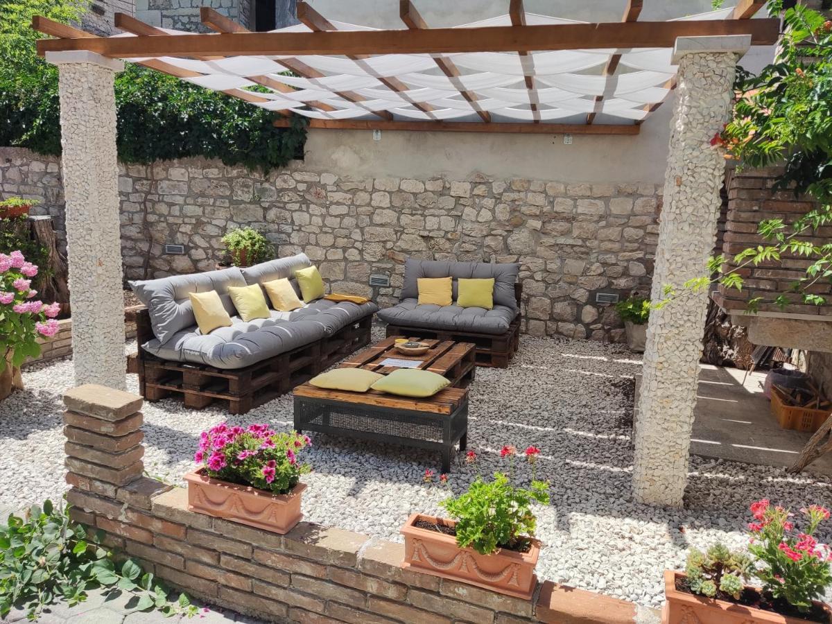 **Stone House ** Trogir Center ** Old Town Apartment Bagian luar foto