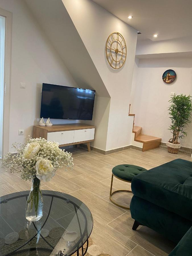 **Stone House ** Trogir Center ** Old Town Apartment Bagian luar foto