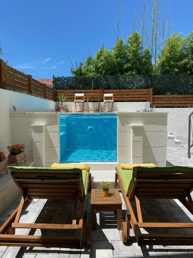 **Stone House ** Trogir Center ** Old Town Apartment Bagian luar foto