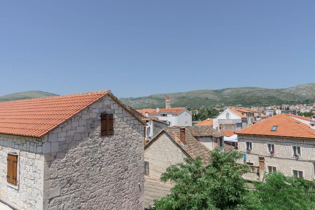 **Stone House ** Trogir Center ** Old Town Apartment Bagian luar foto